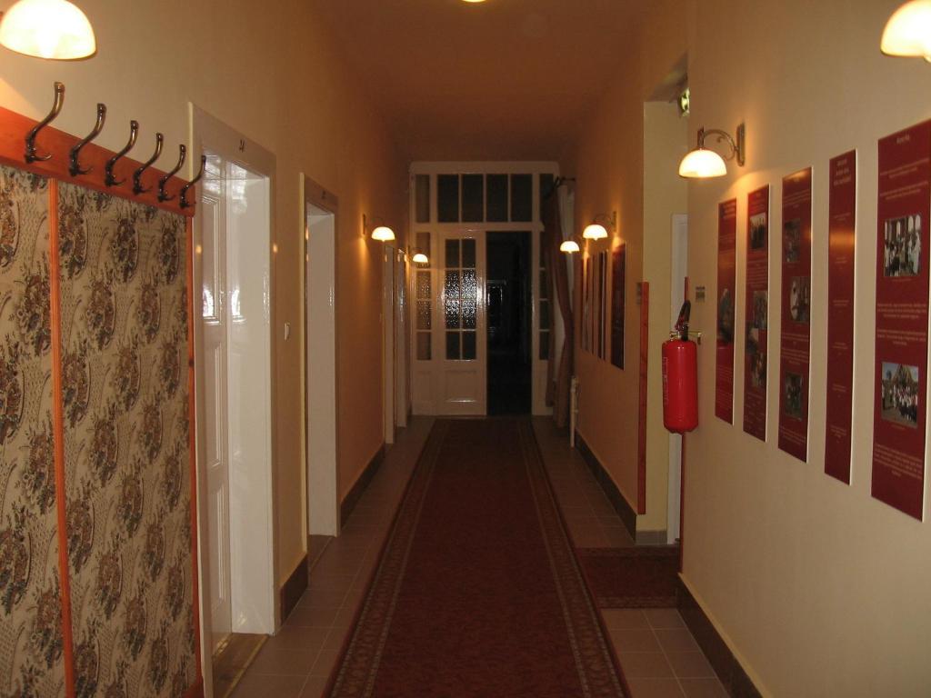 Mater Salvatoris House Hotell Gödöllő Eksteriør bilde